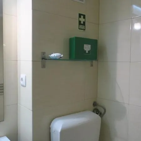 Small By The דירה *