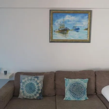 Small By The * Sesimbra